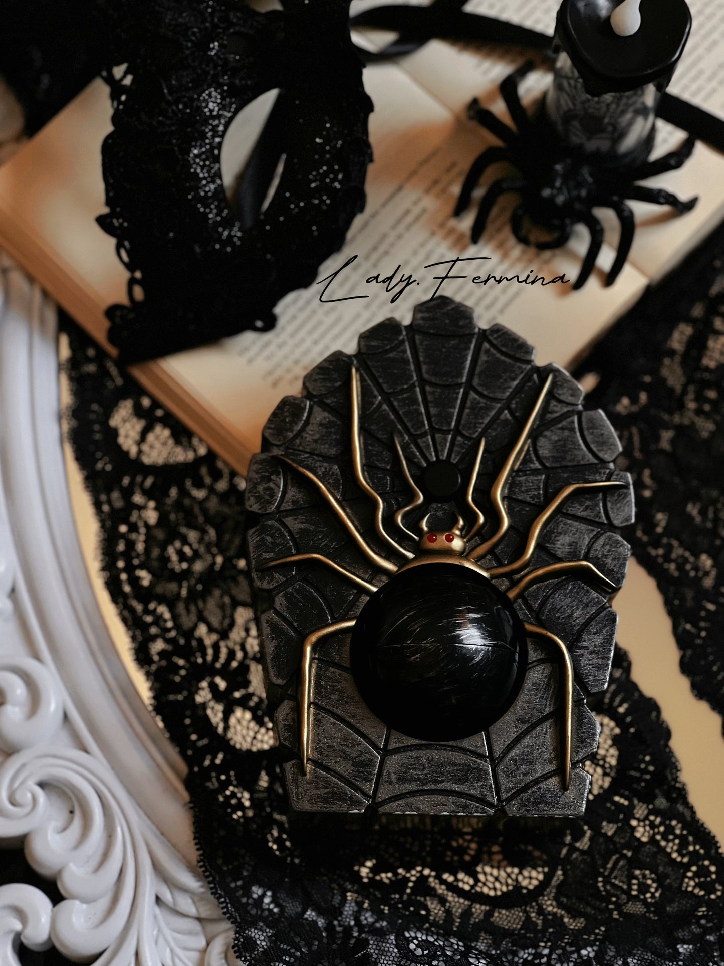 EYE RING ( on your door )