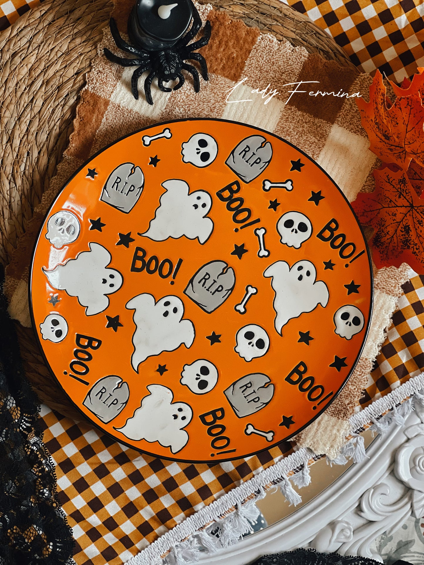 ORANGE BOOO PLATE (large)