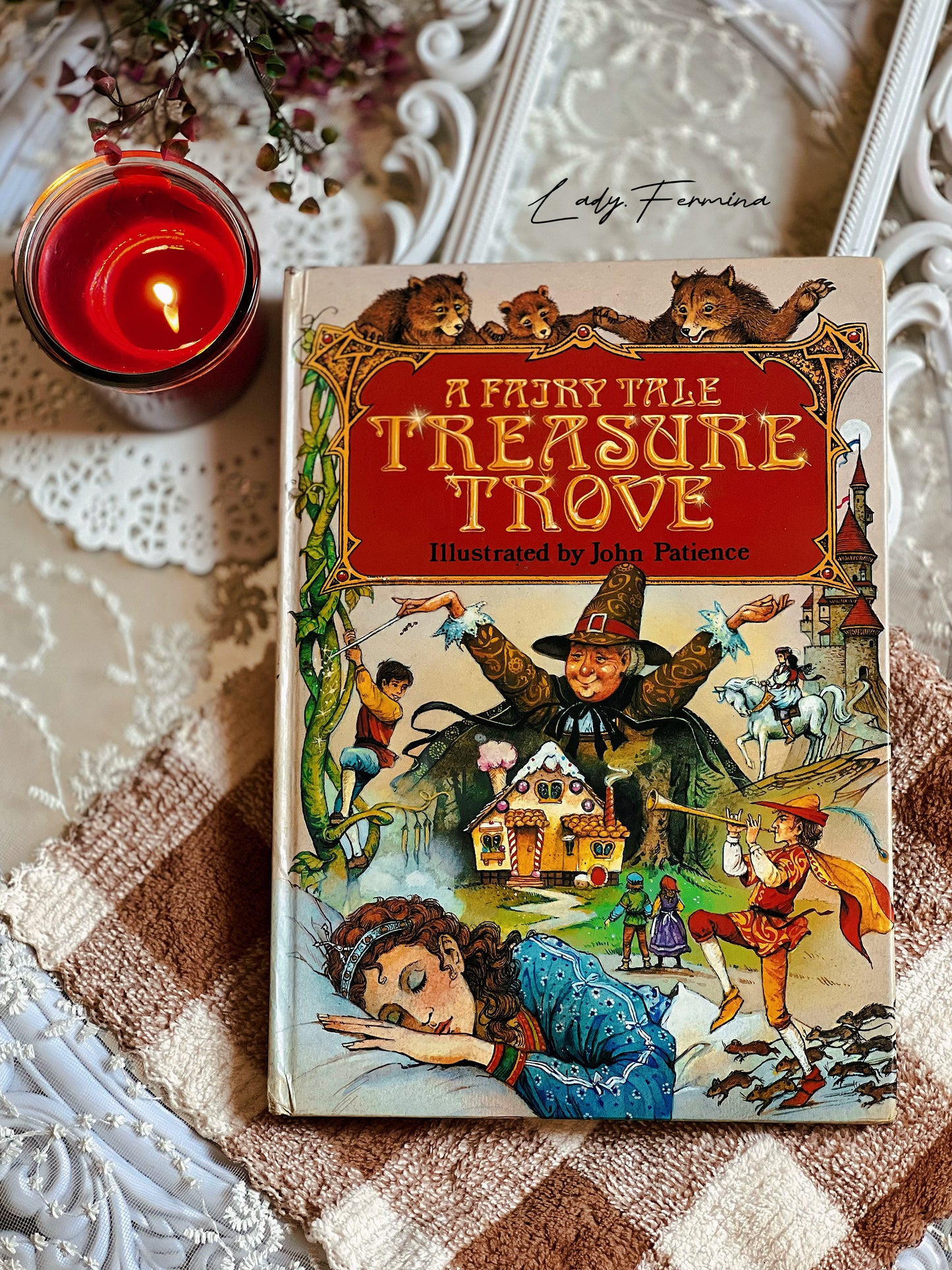 A FAIRY TALE TREASURE TROVE Illustrated by (John Patience)