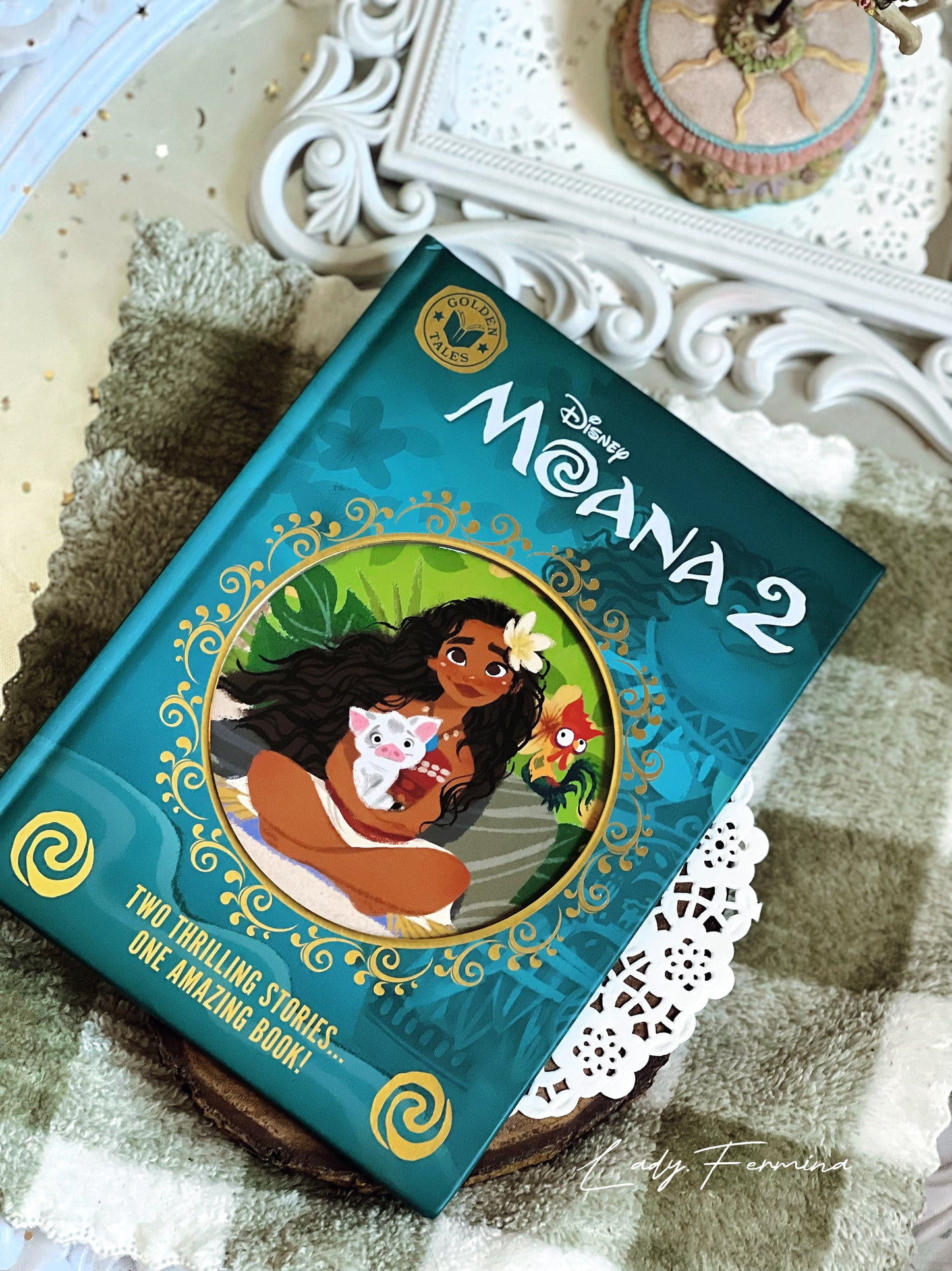 Moana Golden Tales Book