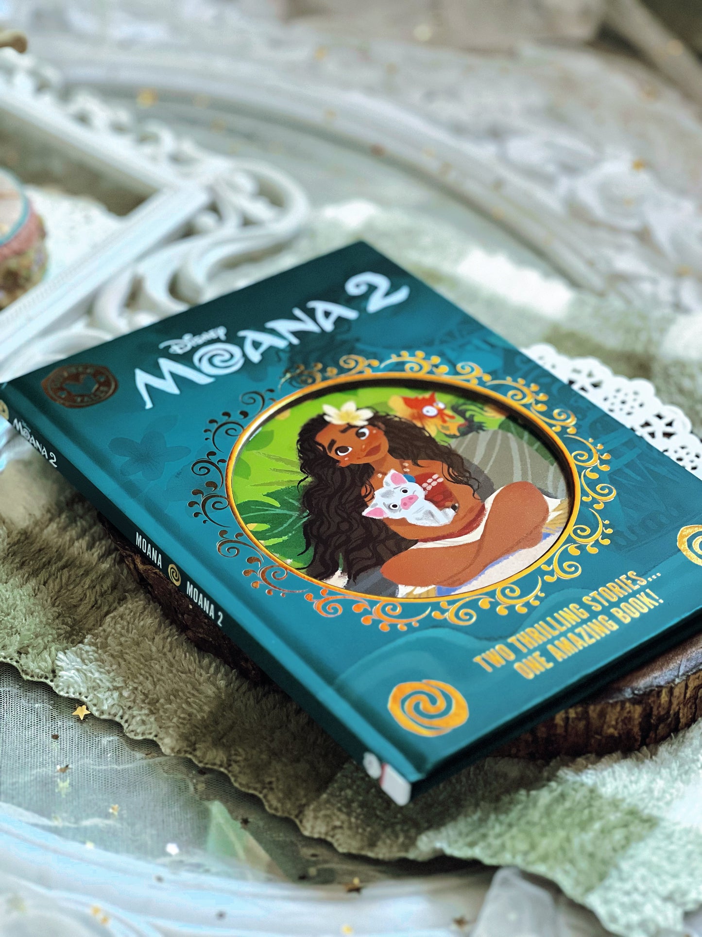 Moana Golden Tales Book
