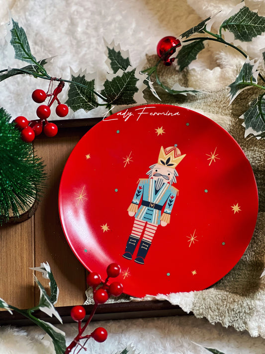 NUTCRACKER PLATE (medium)