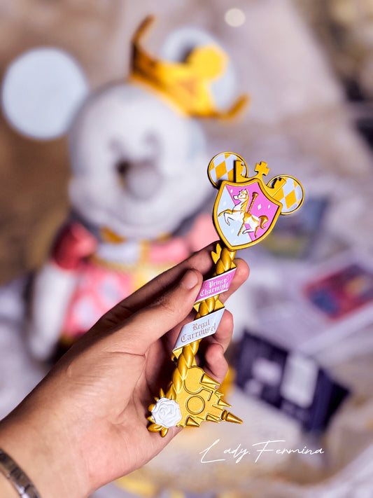 COLLECTIBLE KEY (Mickey mouse the main attraction )(original)