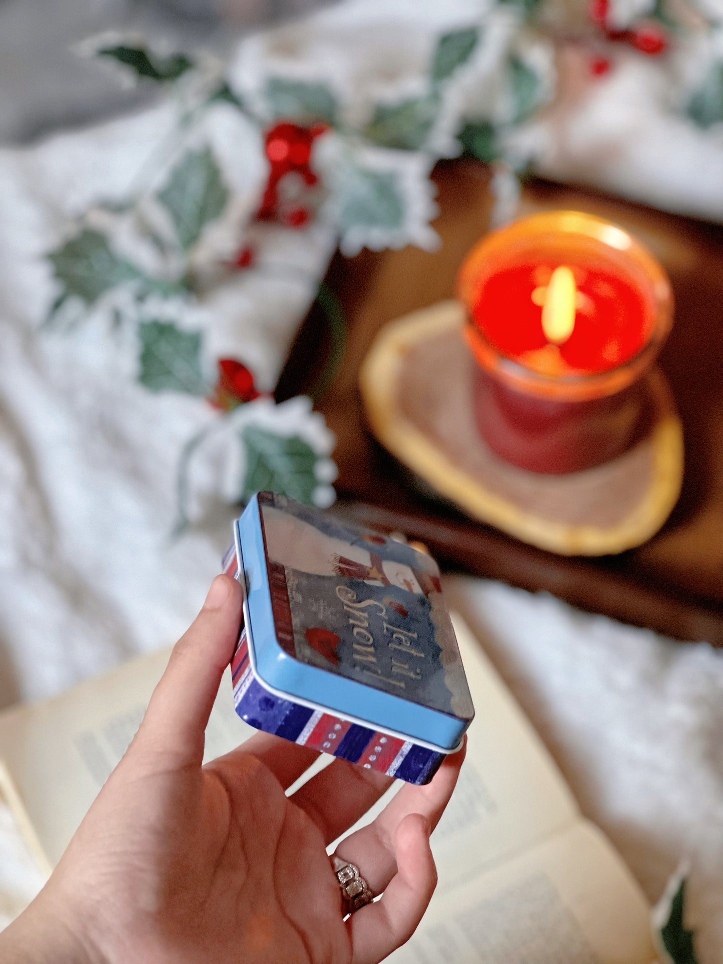 CHRISTMAS TIN CANS 2