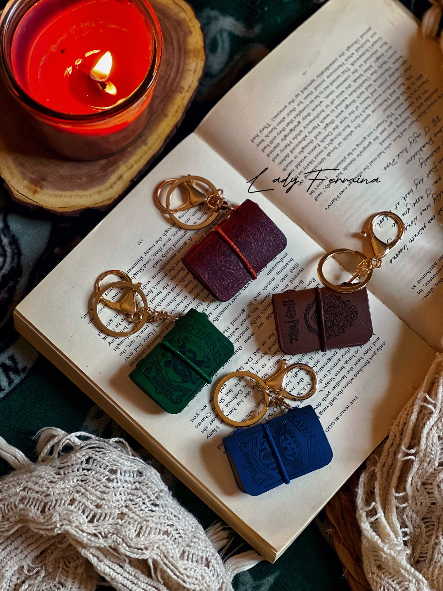 HARRY POTTER HOUSE BOOK KEYCHAINS