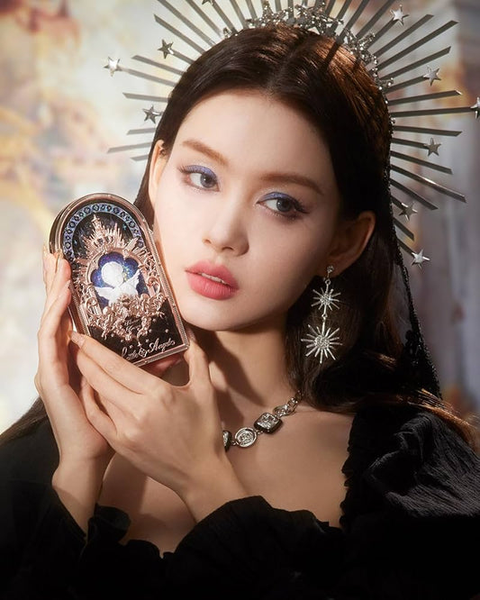 Flower knows weeping Angel Eyeshadow Palette