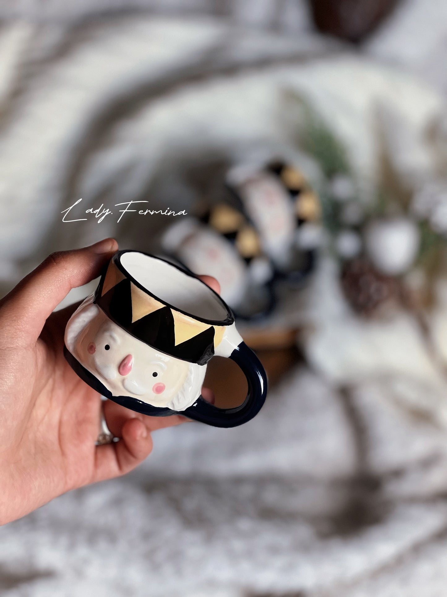 NUTCRACKER CUP ( small )