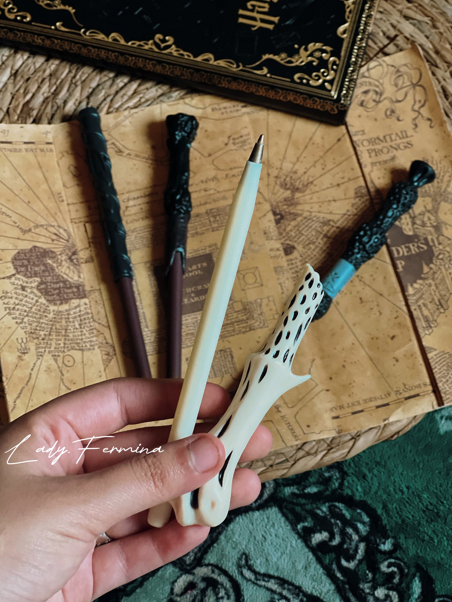 Harry potter wands ( pens )