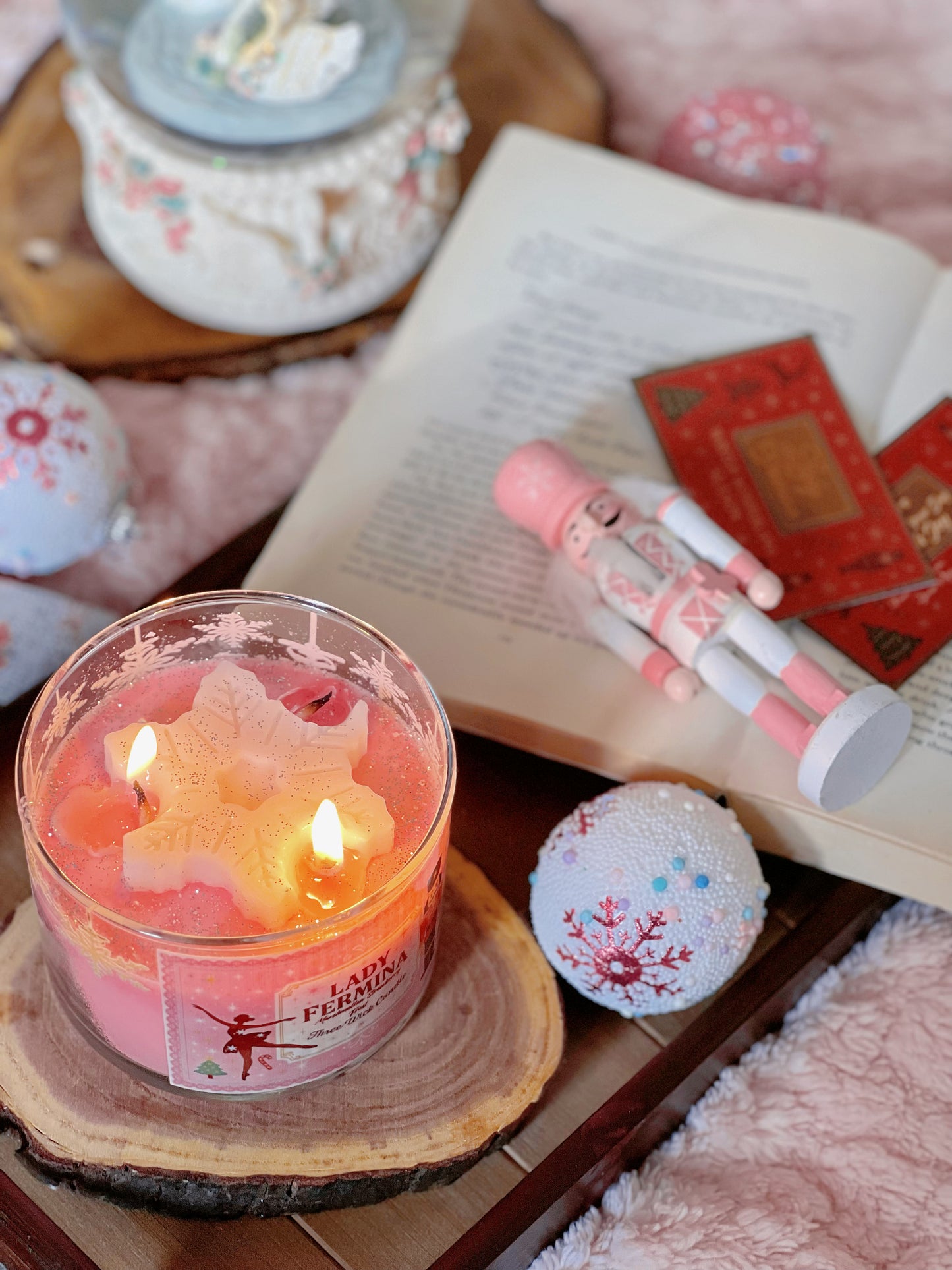 Marshmallow Strawberry CANDLE