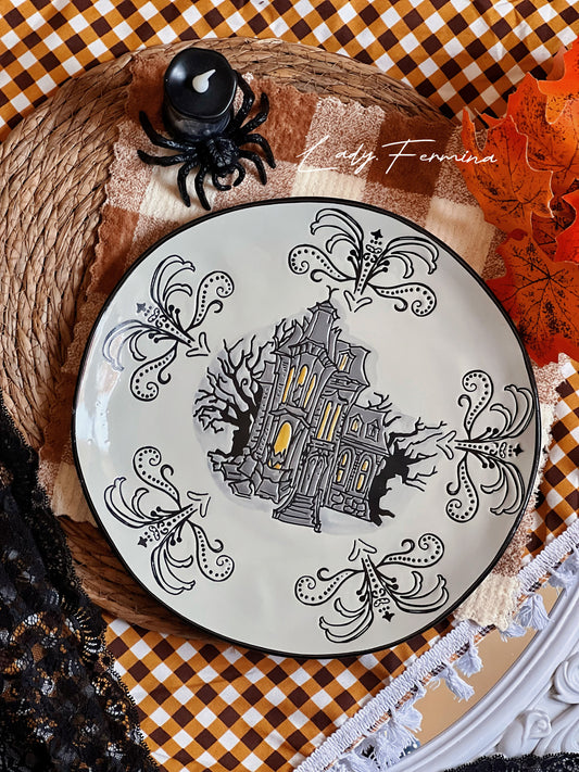 BLACK HAUNTED HOUSE (large)