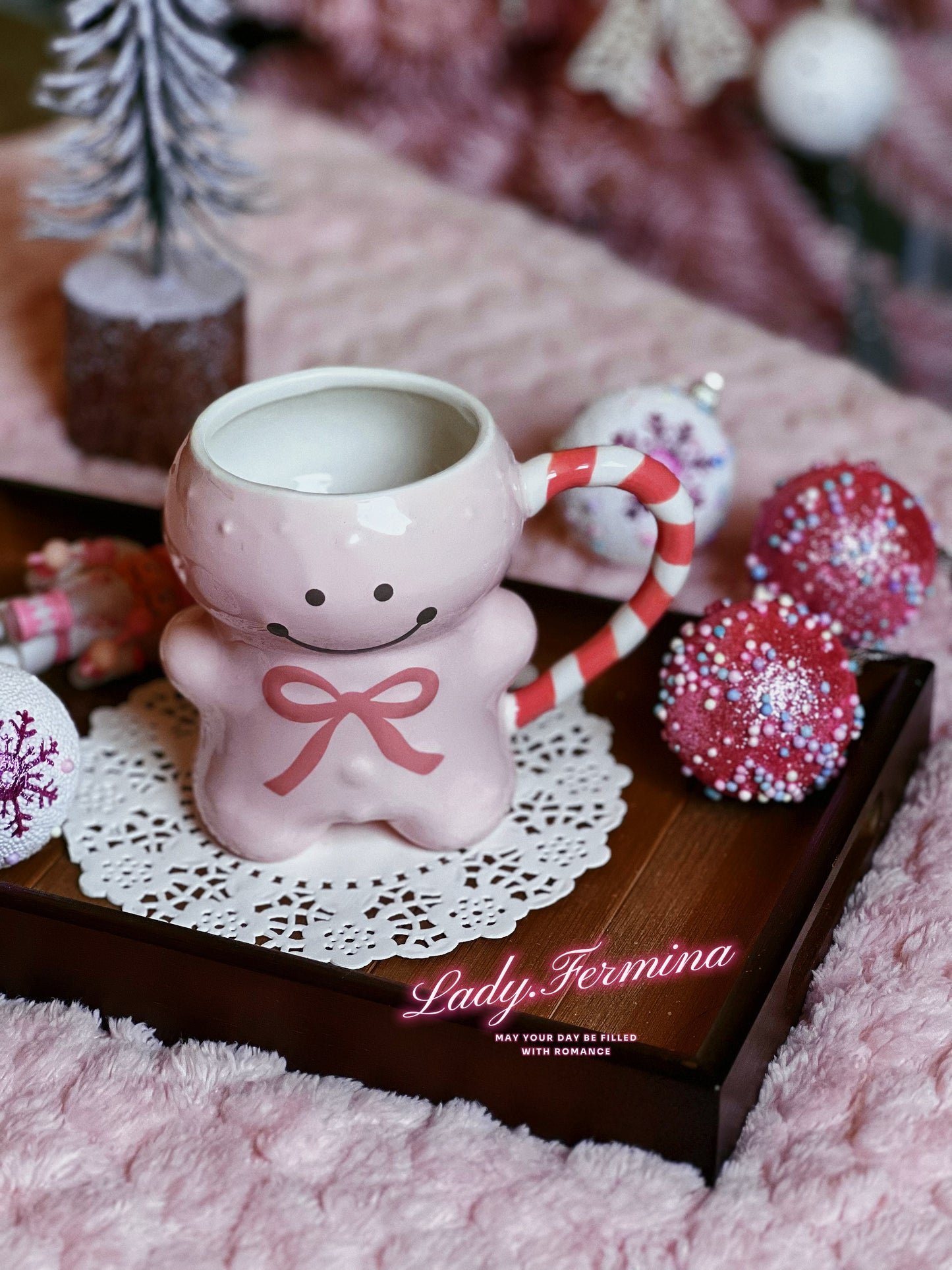 Pinky Gingerbread Mug