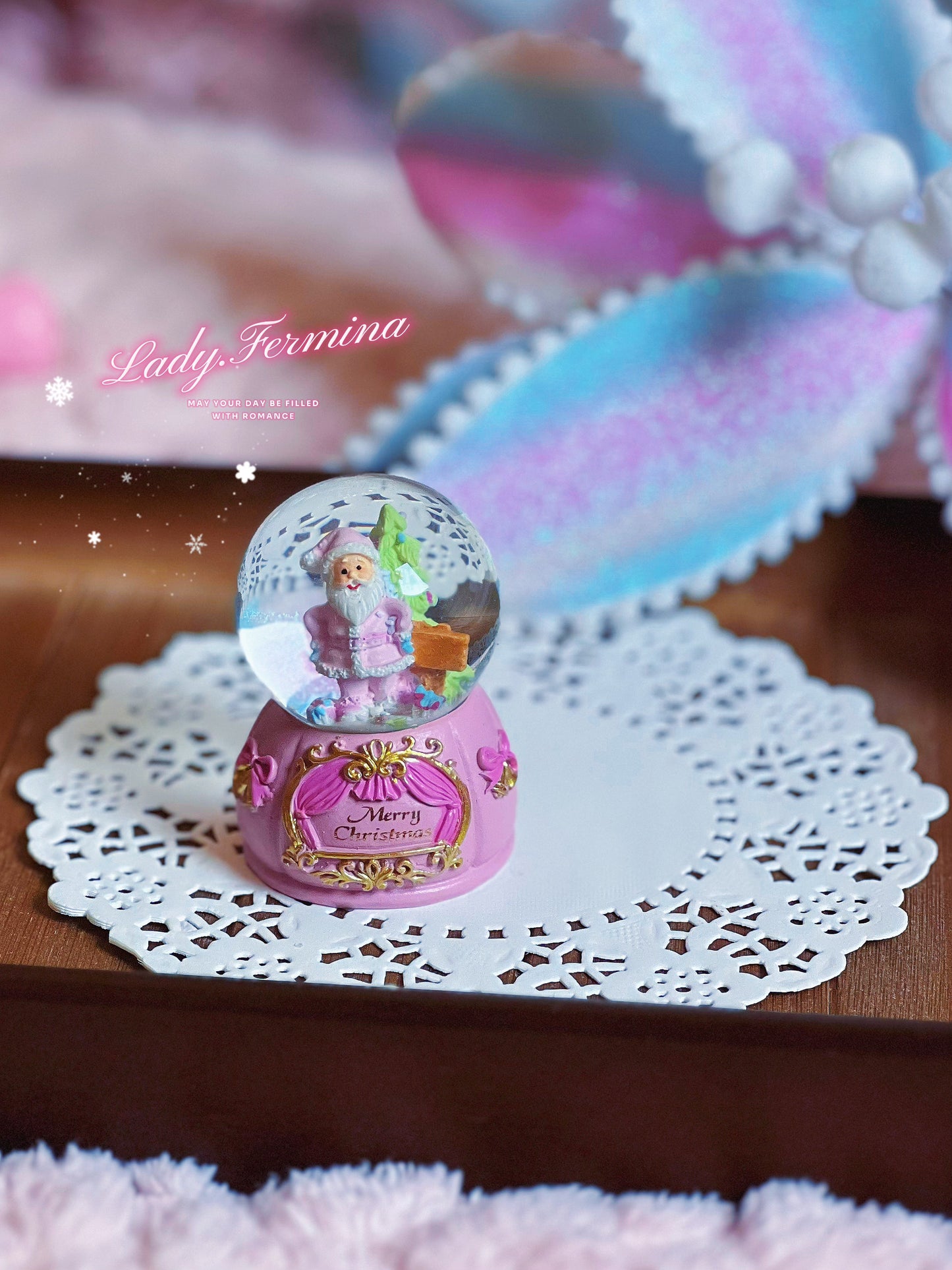 Pink Mini Snow Globe