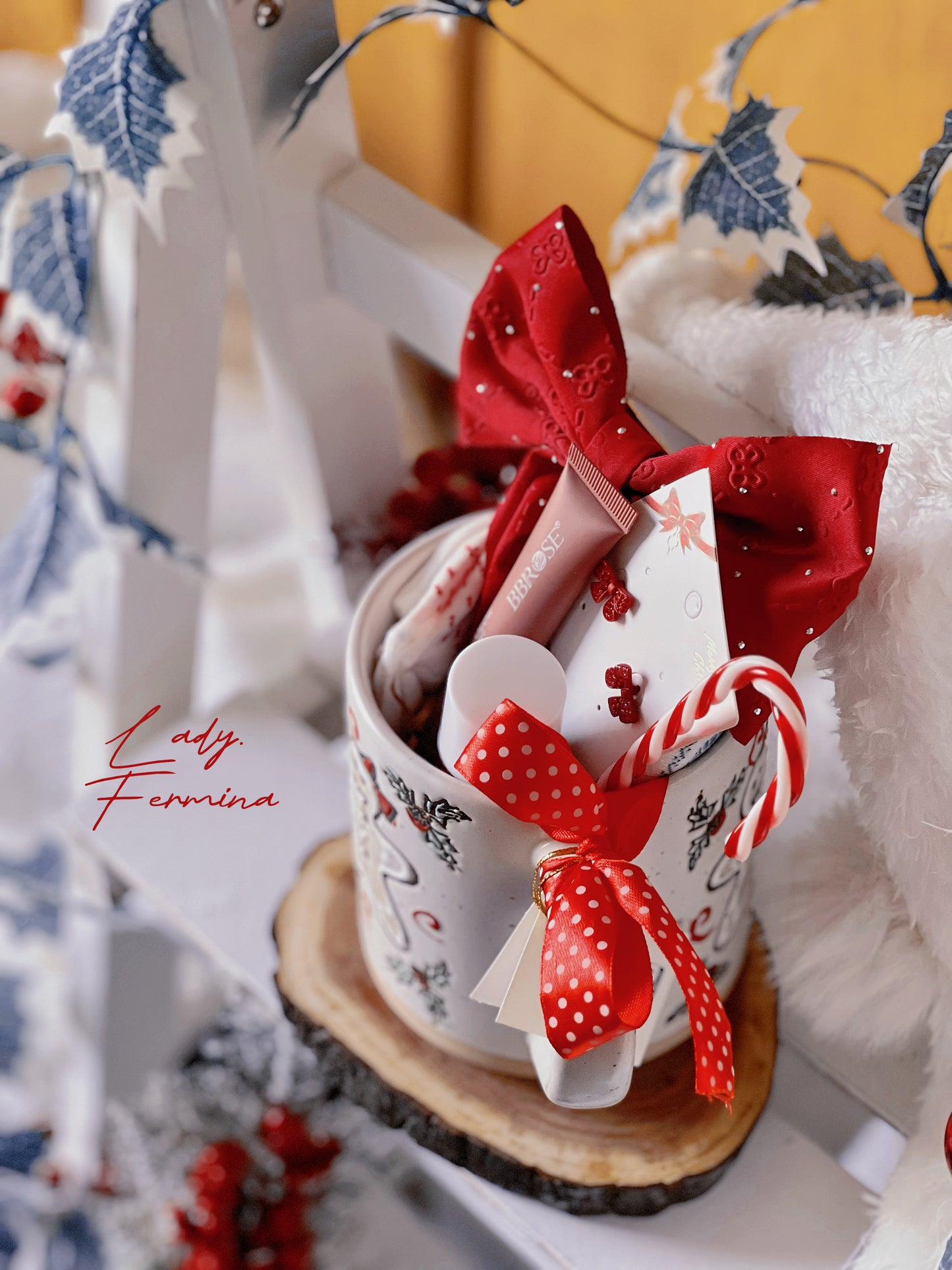 The Gingerbread Gift MUG