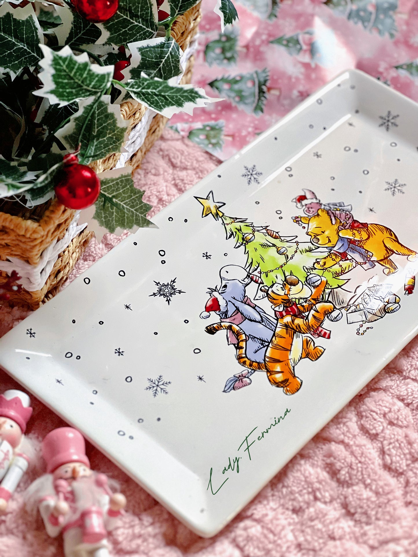 Winnie The Pooh Christmas plate