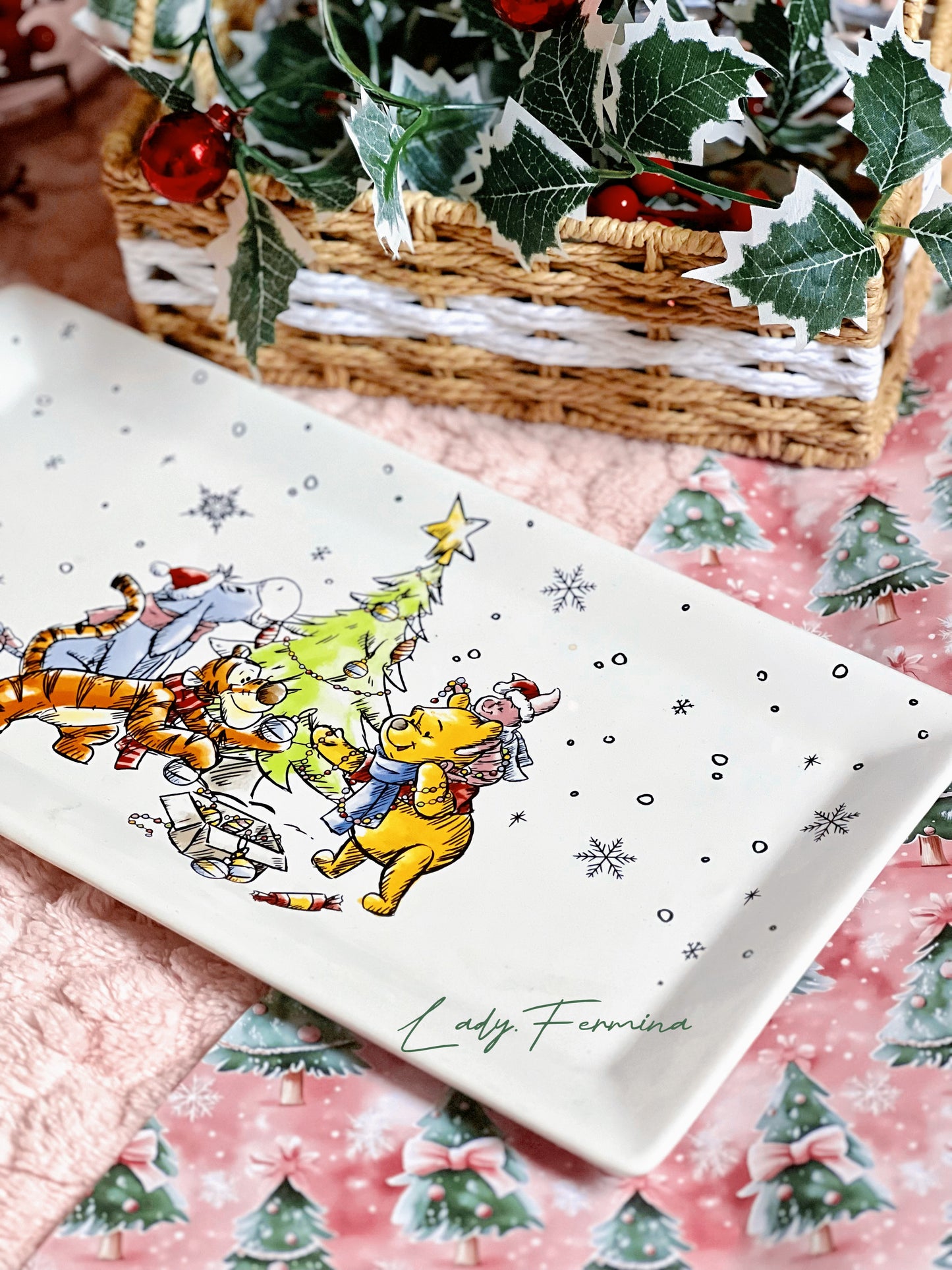 Winnie The Pooh Christmas plate